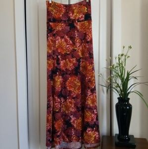LulaRoe plus size maxi skirt